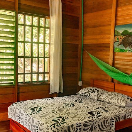 Cabanas Dechi Puerto Nariño エクステリア 写真