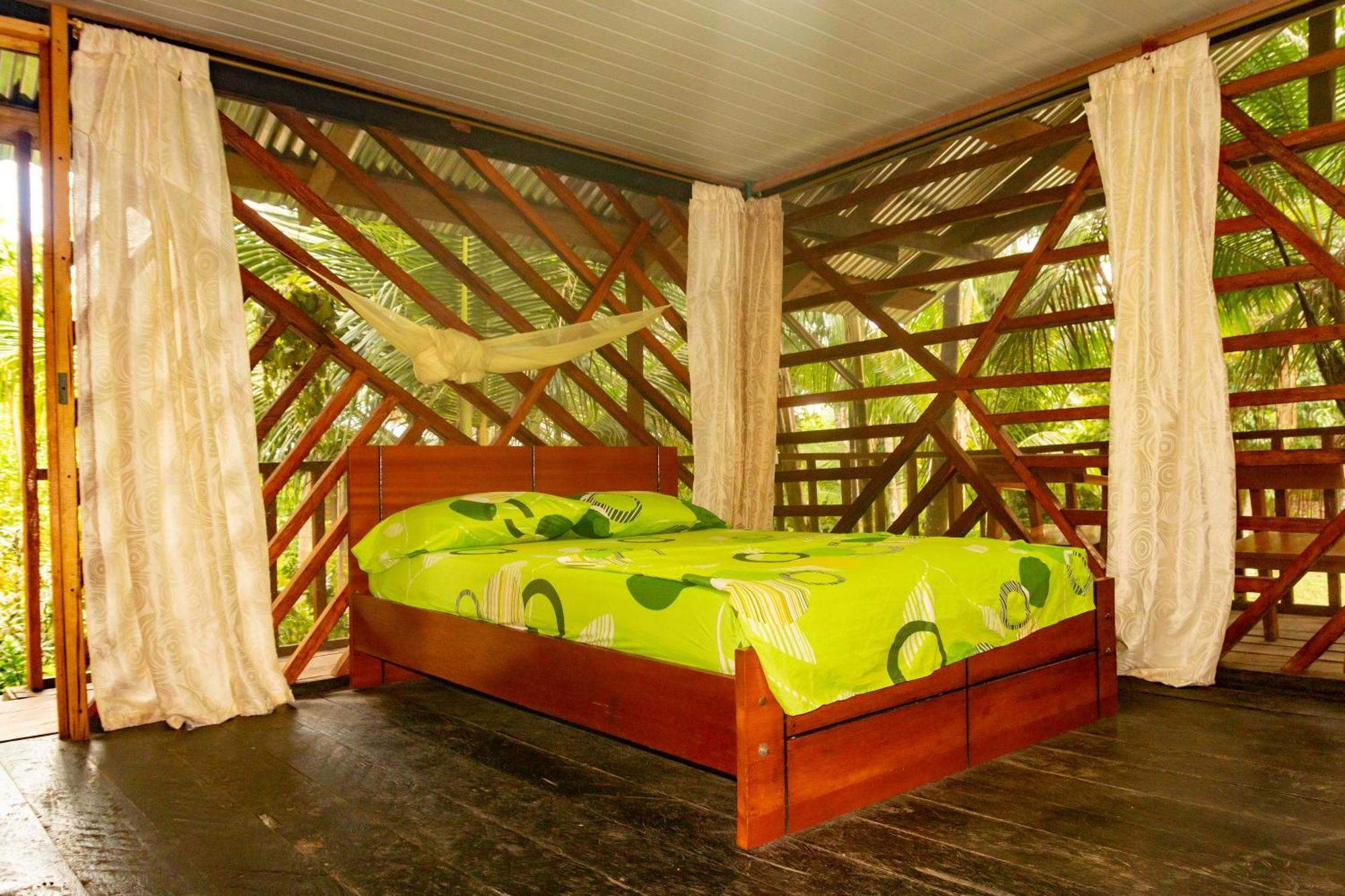 Cabanas Dechi Puerto Nariño エクステリア 写真